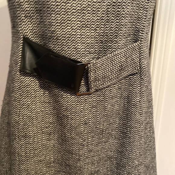 Logic Dress - EUC - Picture 4 of 10